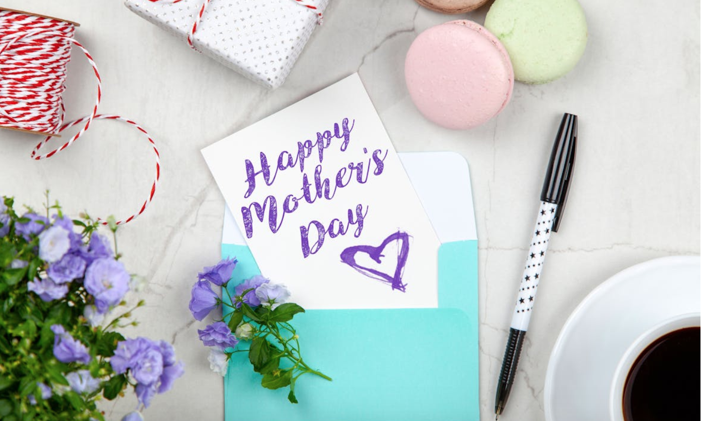🌷👩‍👧‍👦 A Blooming Tribute to Mothers!